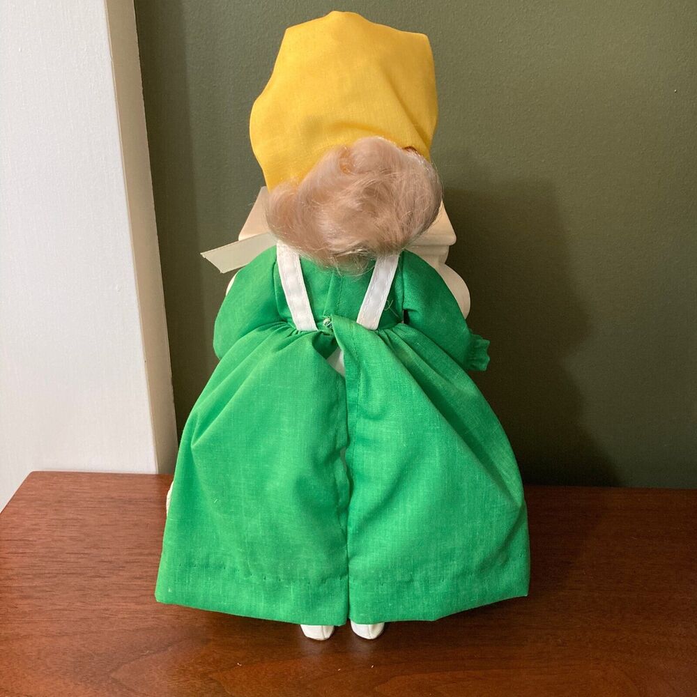 Effanbee Doll Company Mother Hubbard #1188 (198x) Storybook Nursery Rhyme EUC - Picture 2 of 3